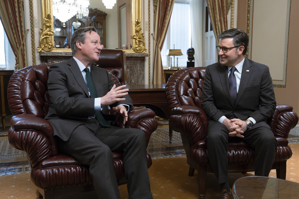 UK's Cameron, Blinken Press Congress on Aid to Ukraine